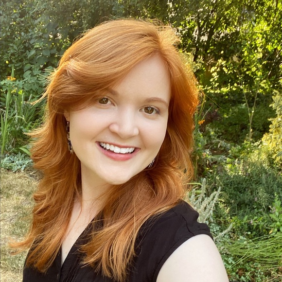 Meet your Posher, Sarah - Picture 1 of 1